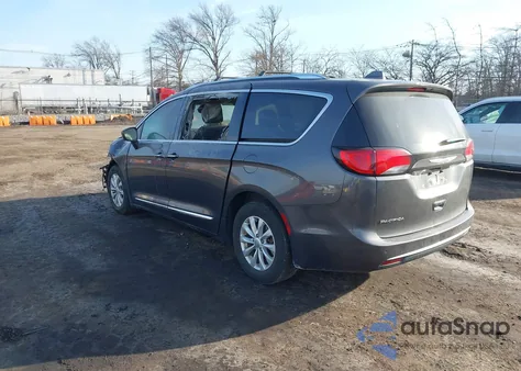 2019 Chrysler Pacifica Touring L from USA, damaged, VIN 2C4RC1BG2KR526461